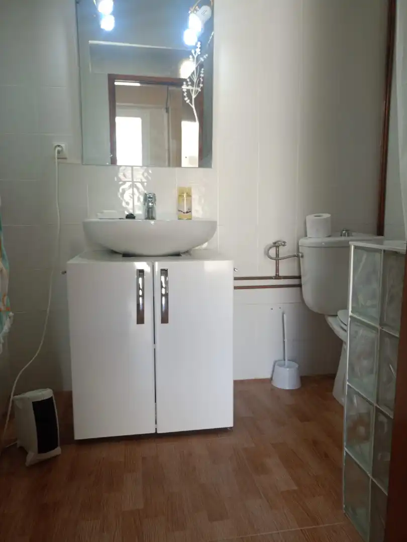 Baño de Casa adosada en venta en El Carpio de Tajo con Aire acondicionado, Calefacción y Trastero
