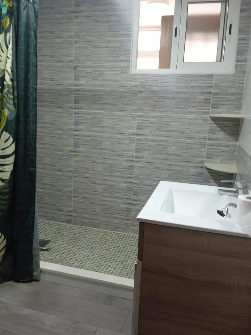 Bathroom of Flat for sale in Elche / Elx  with Terrace, Storage room and Balcony