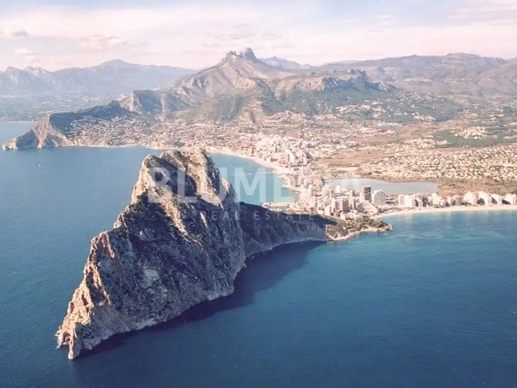 Vista exterior de Apartamento en venta en Calpe / Calp con Aire acondicionado, Calefacción y Jardín privado