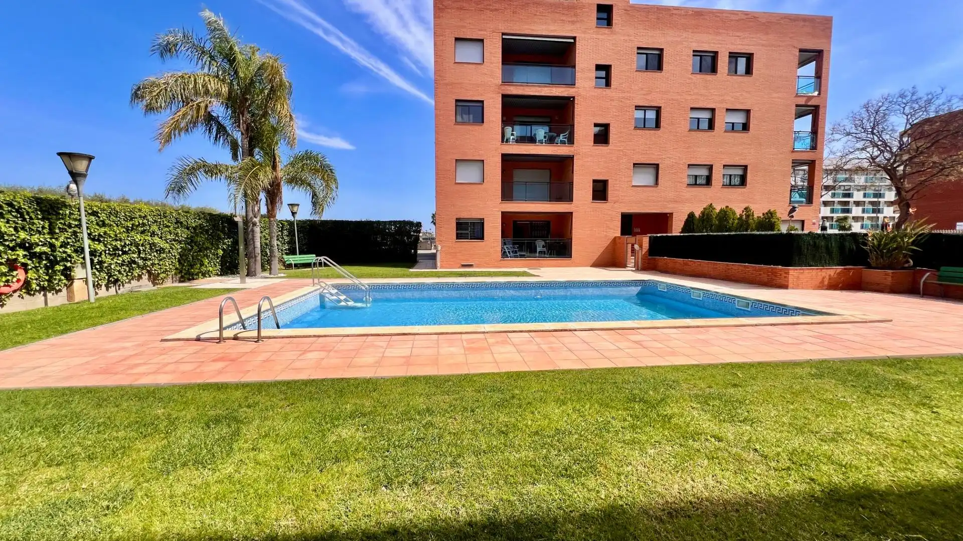 Piscina de Piso en venta en Cambrils con Aire acondicionado, Calefacción y Terraza