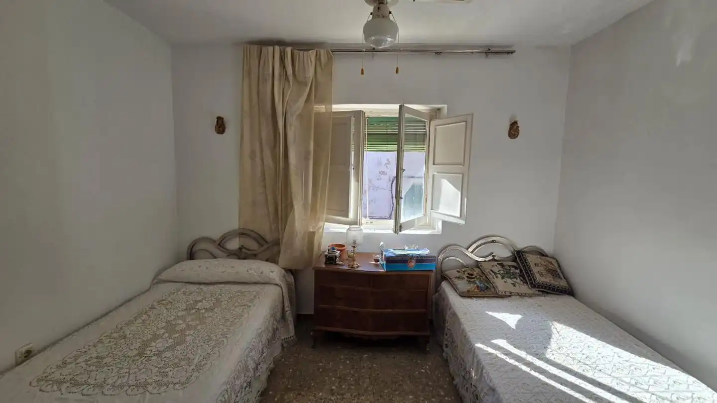 Dormitori de Casa o xalet en venda en Puebla de Almenara amb Moblat