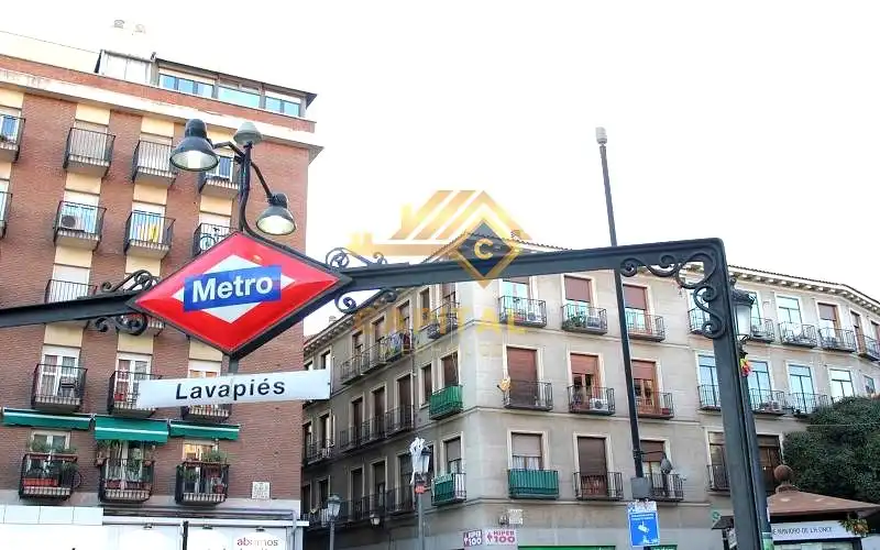 Exterior view of Flat for sale in Madrid  with Air Conditioner, Heating and Balcony