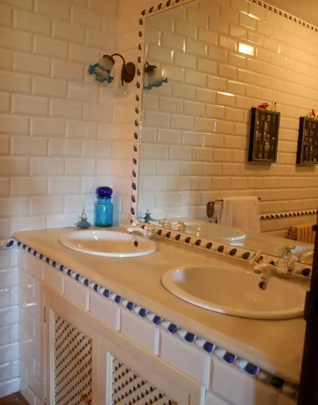 Baño de Finca rústica en venta en Teo con Calefacción, Jardín privado y Terraza