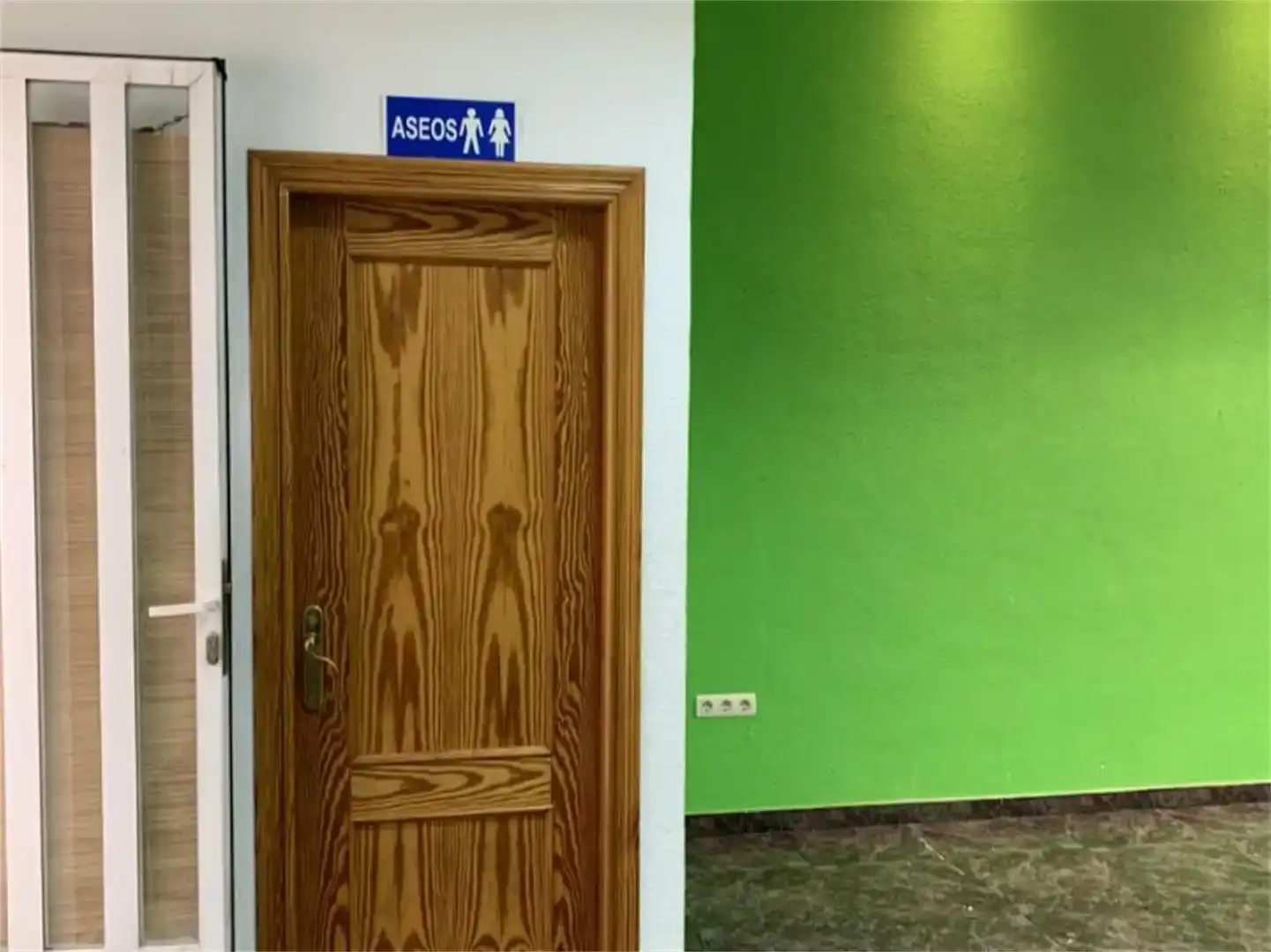 Local de alquiler en Pedanías Este