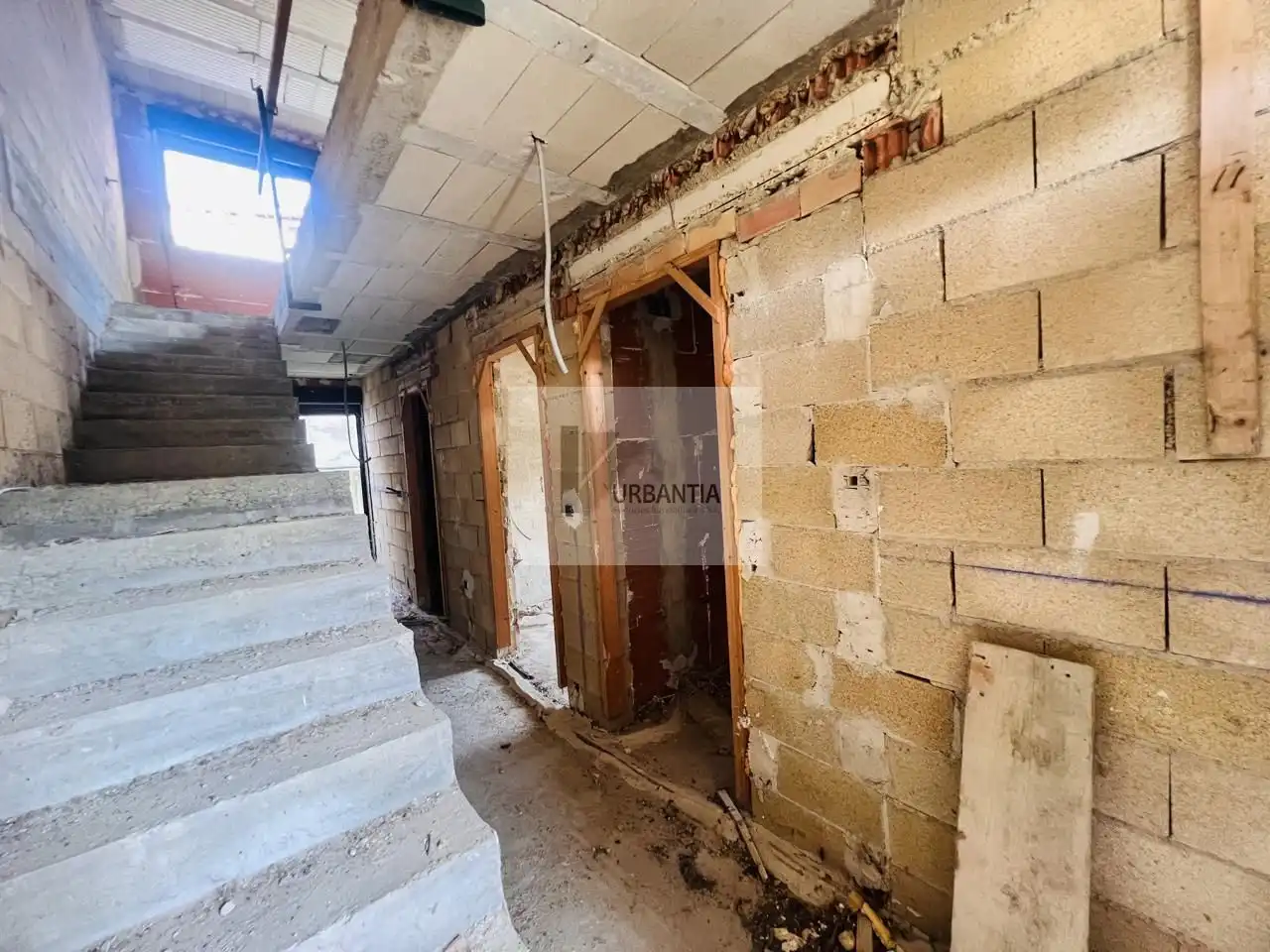 Einfamilien-Reihenhaus zum Verkauf in Torres del Río mit Privatgarten