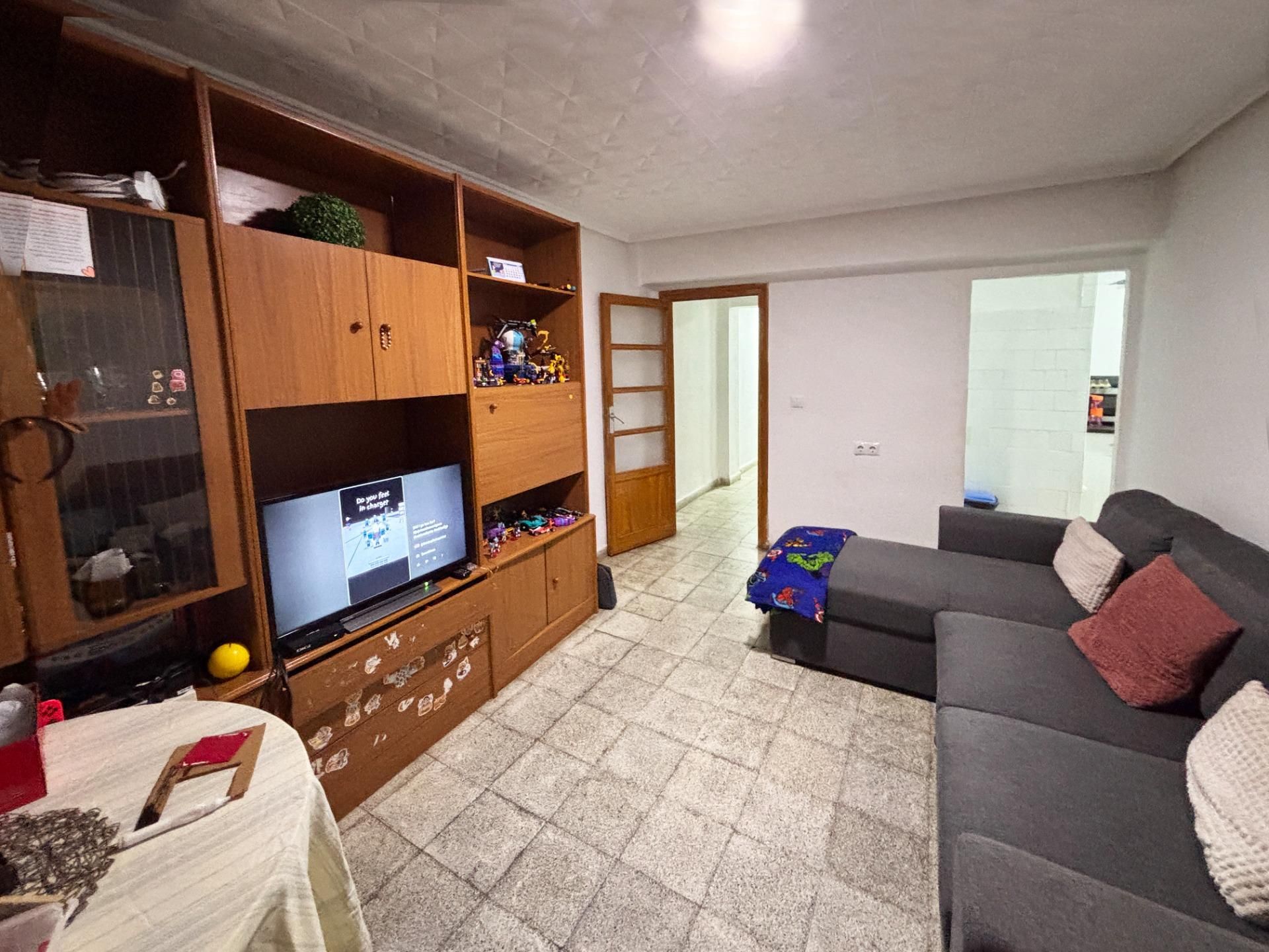 Living room of Flat for sale in  Valencia Capital  with Furnished