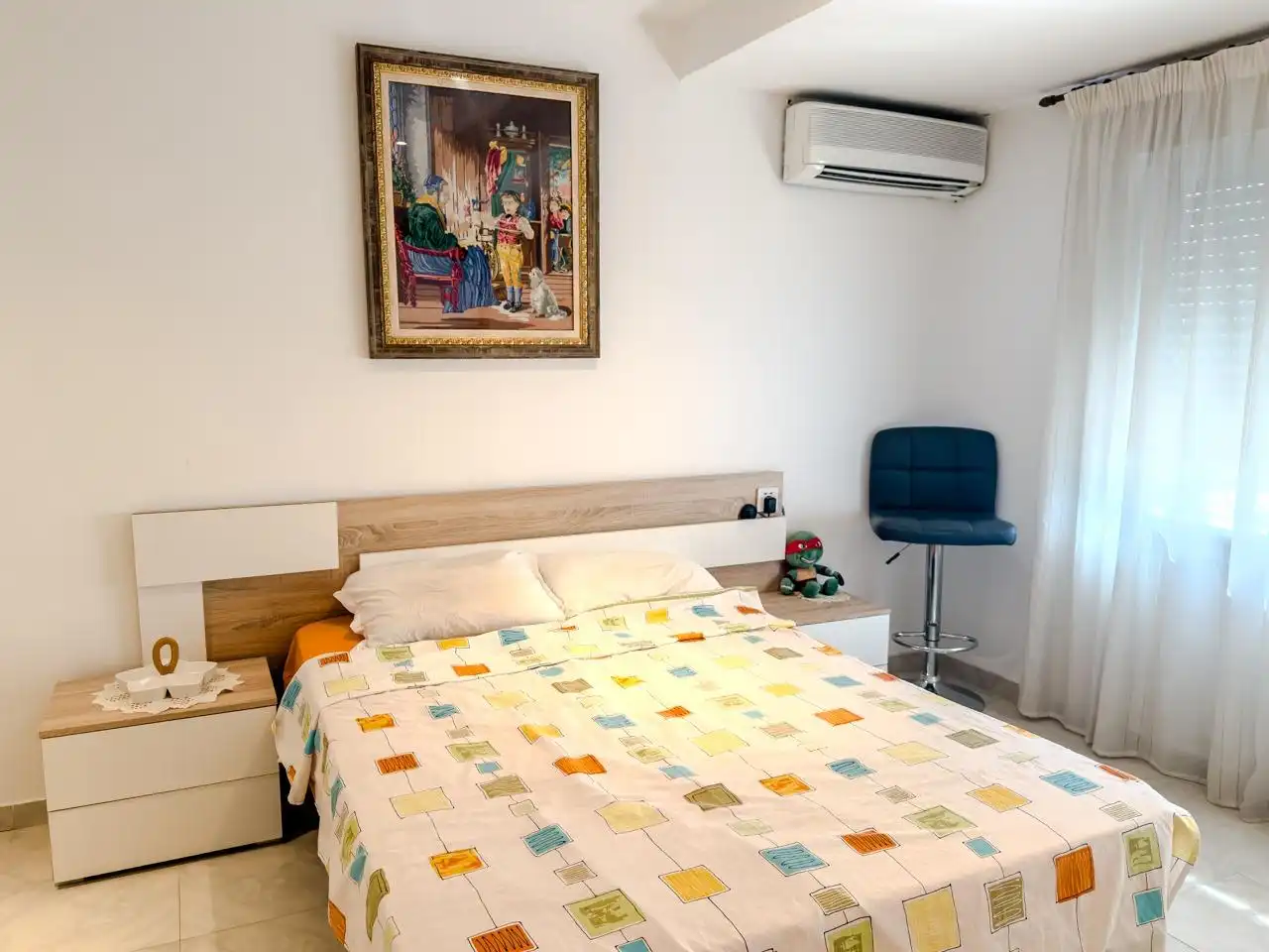 Bedroom of Flat for sale in Canals  with Air Conditioner and Balcony
