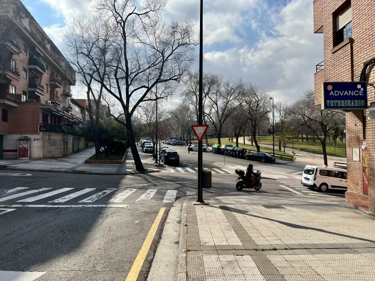 Vista exterior de Garatge en venda en Zaragoza