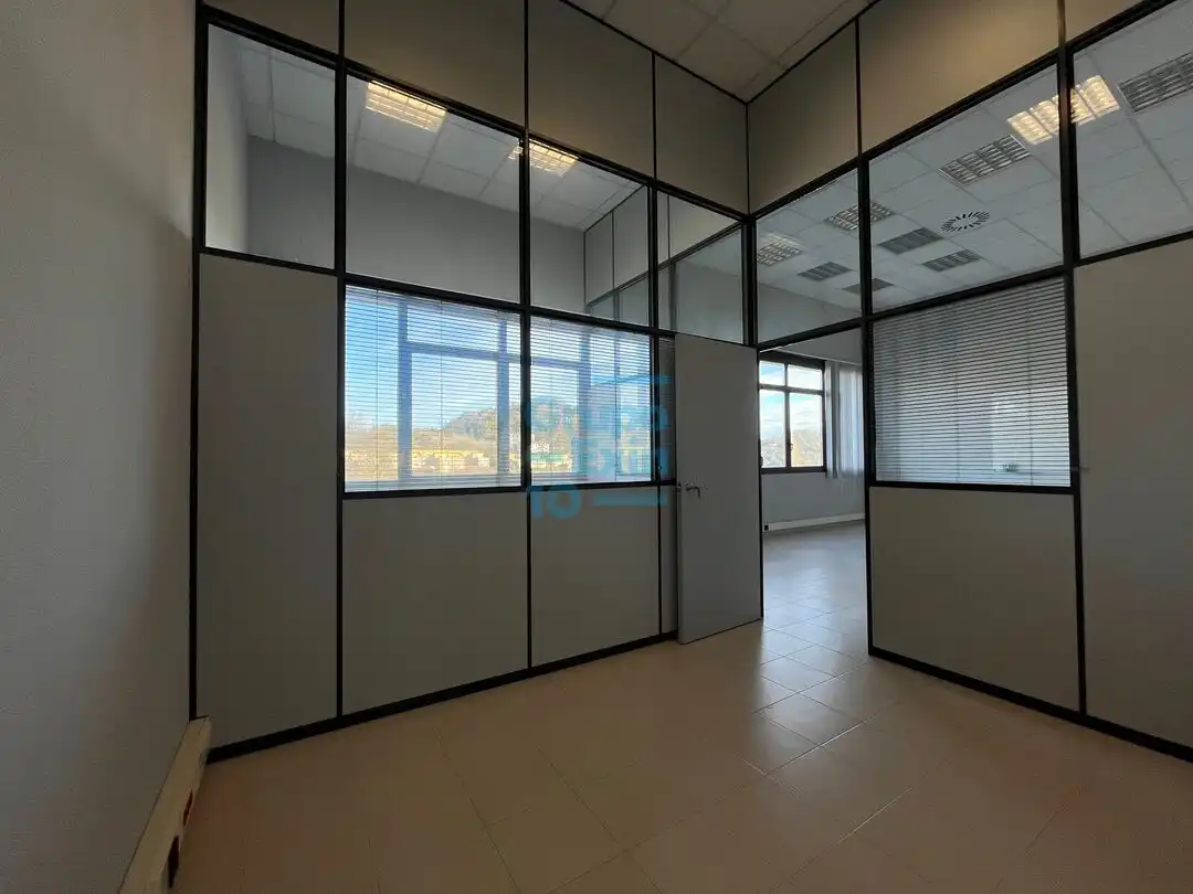 Büro zur Miete in Donostia - San Sebastián 