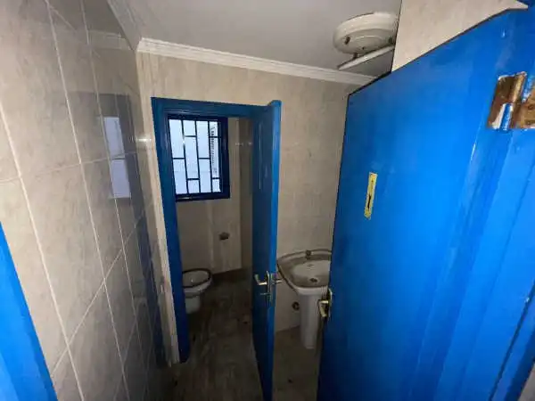 Bany de Oficina en venda en Las Palmas de Gran Canaria amb Aire condicionat i Calefacció