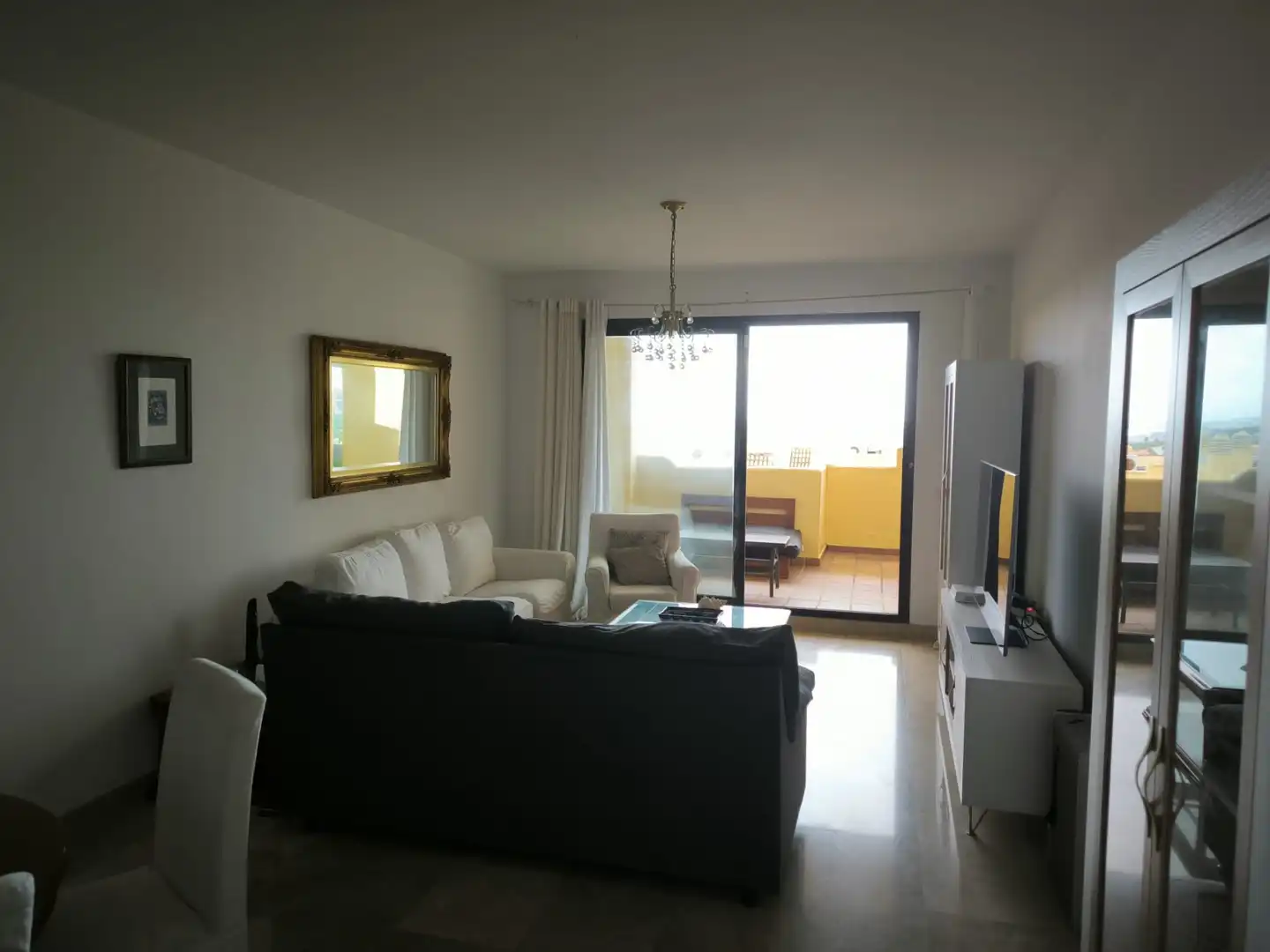 Sala de estar de Apartamento en venta en Manilva con Aire acondicionado, Terraza y Trastero