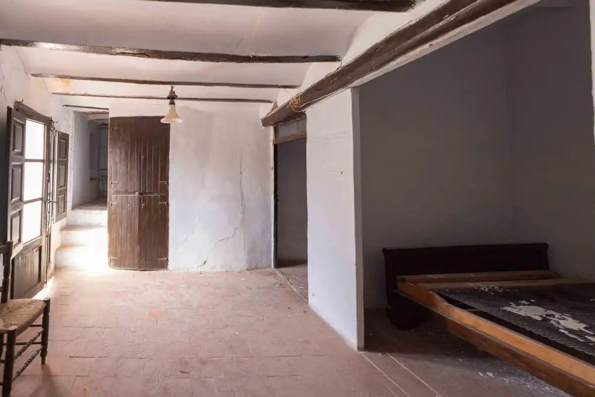 Casa adosada en venta en Mora de Rubielos con Calefacción