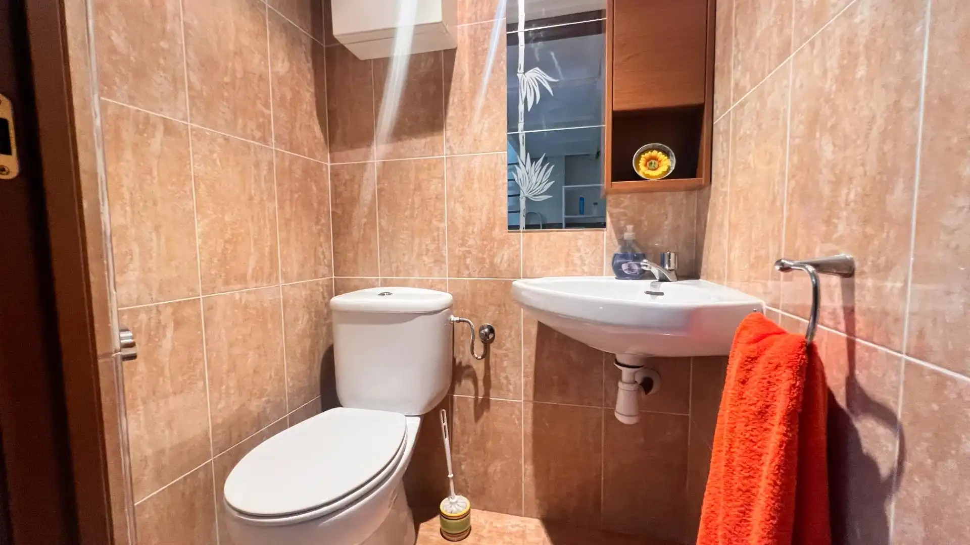 Baño de Casa adosada en venta en Cambrils con Aire acondicionado, Calefacción y Jardín privado