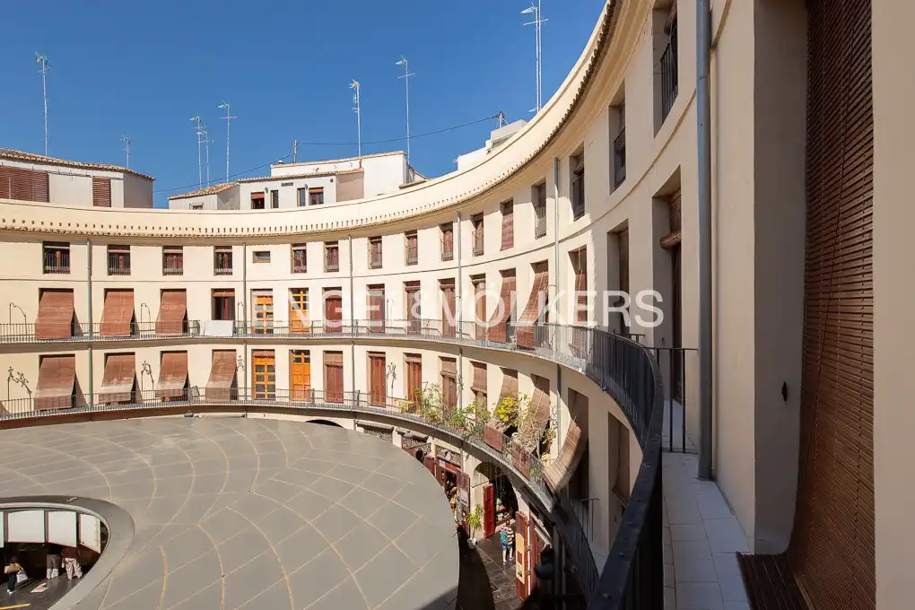 Vista exterior de Pis de lloguer en Valencia amb Aire condicionat, Calefacció i Parquet