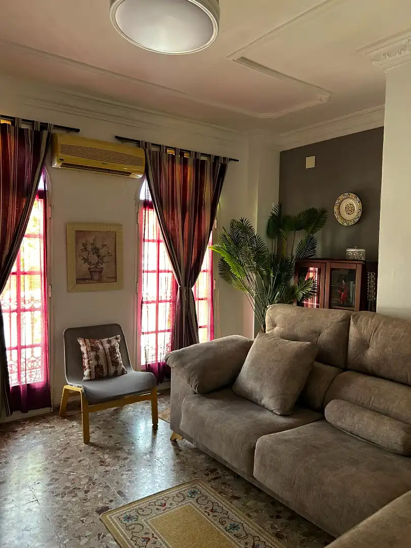 Sala de estar de Piso en venta en Los Palacios y Villafranca con Balcón