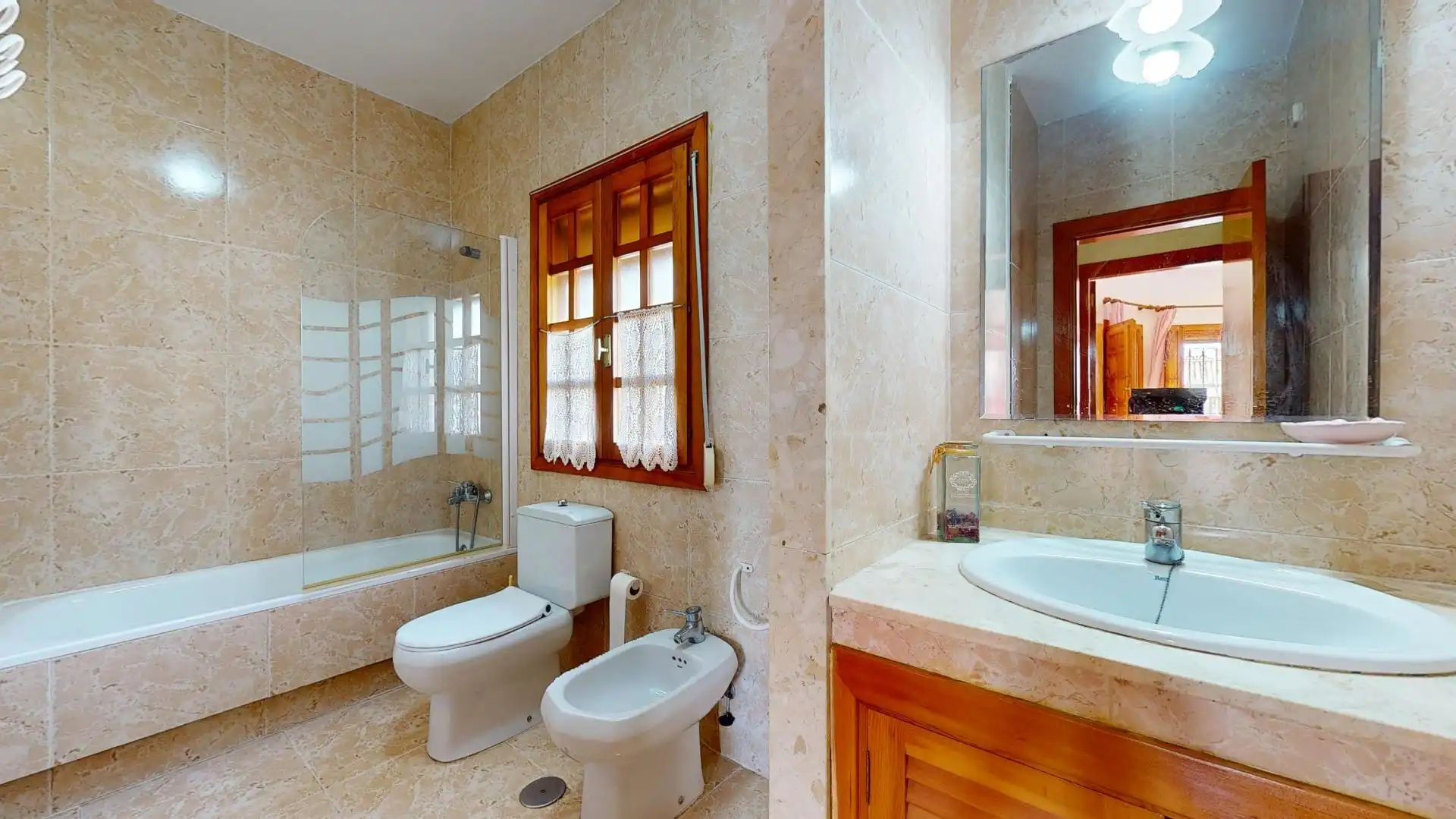 Baño de Casa adosada en venta en Pilar de la Horadada con Terraza, Amueblado y Balcón