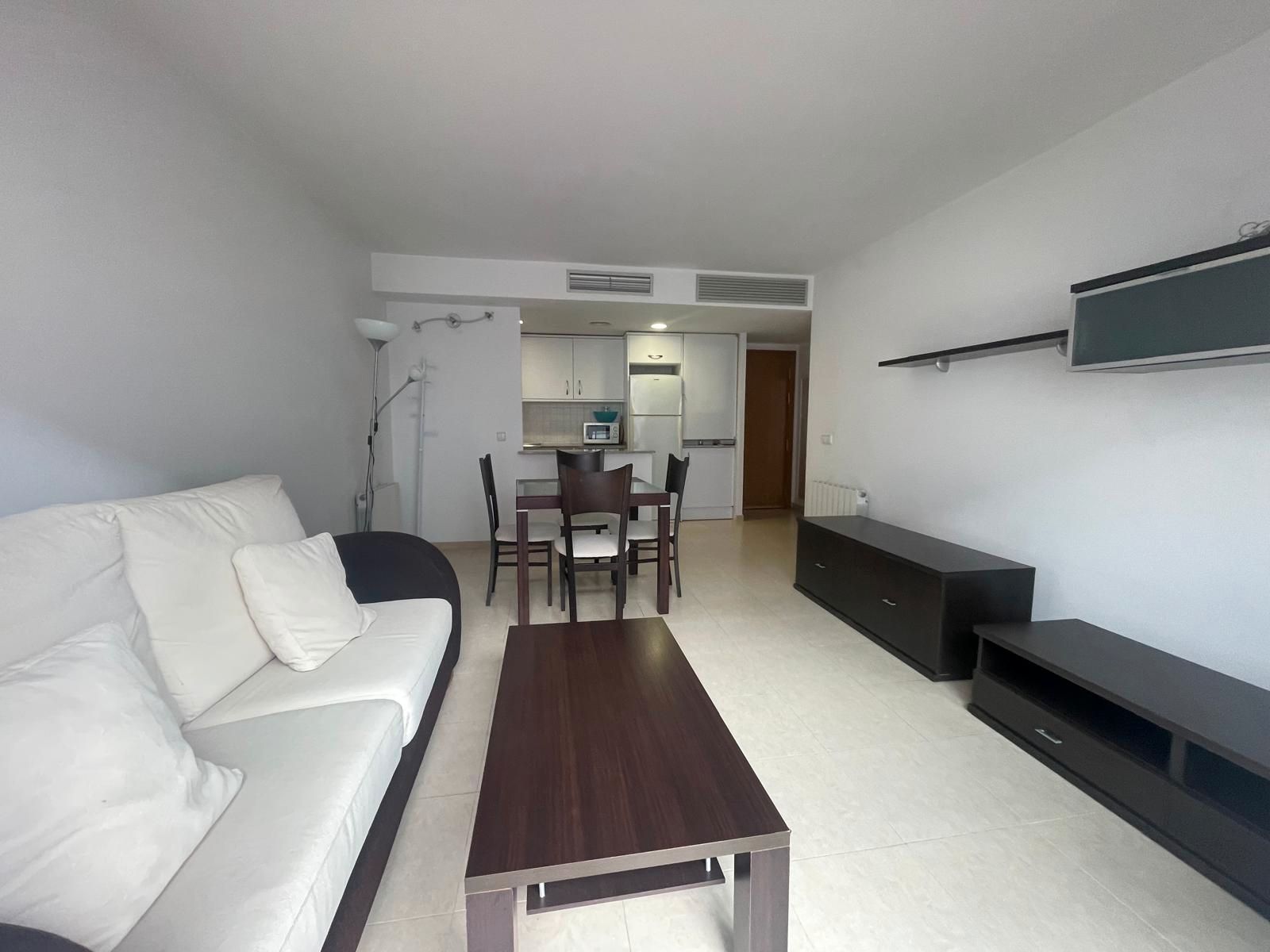 Sala d'estar de Pis en venda en Palamós amb Calefacció, Terrassa i Traster