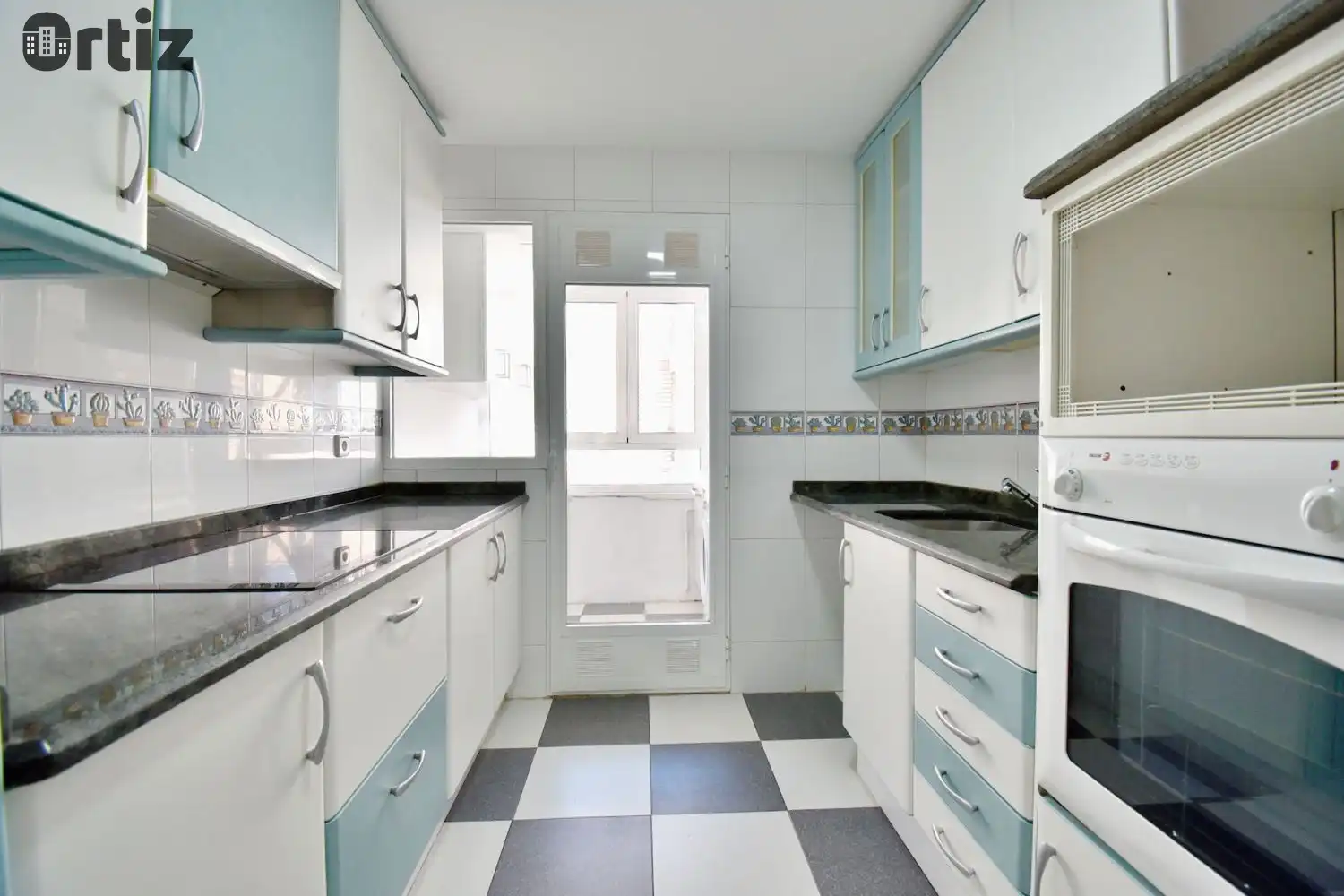 Cocina de Ático en venta en Torrejón de Ardoz con Aire acondicionado, Calefacción y Terraza