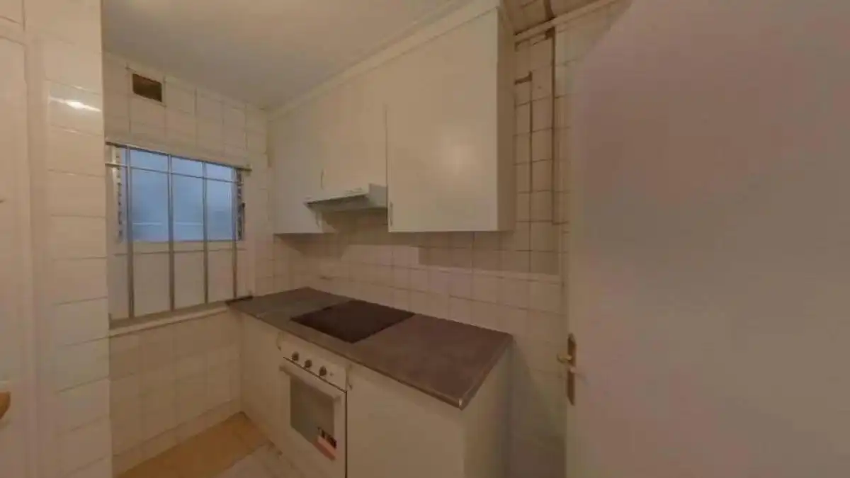 Cuina de Apartament en venda en Girona amb Balcó