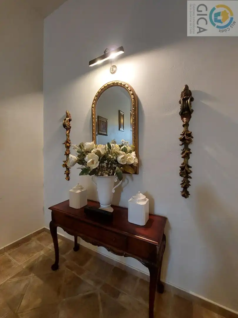 Casa o xalet en venda en Algeciras amb Aire condicionat, Jardí privat i Piscina