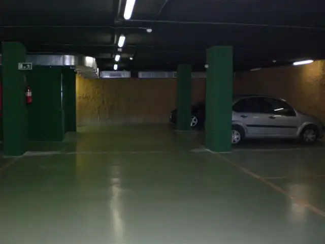 Aparcamiento en alquiler en CALLE SICILIA 107, imagen 4