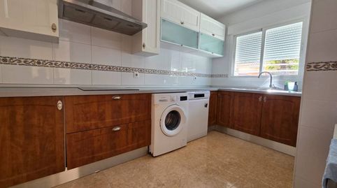 Foto 4 de Casa adosada en venta en Pioz, Guadalajara