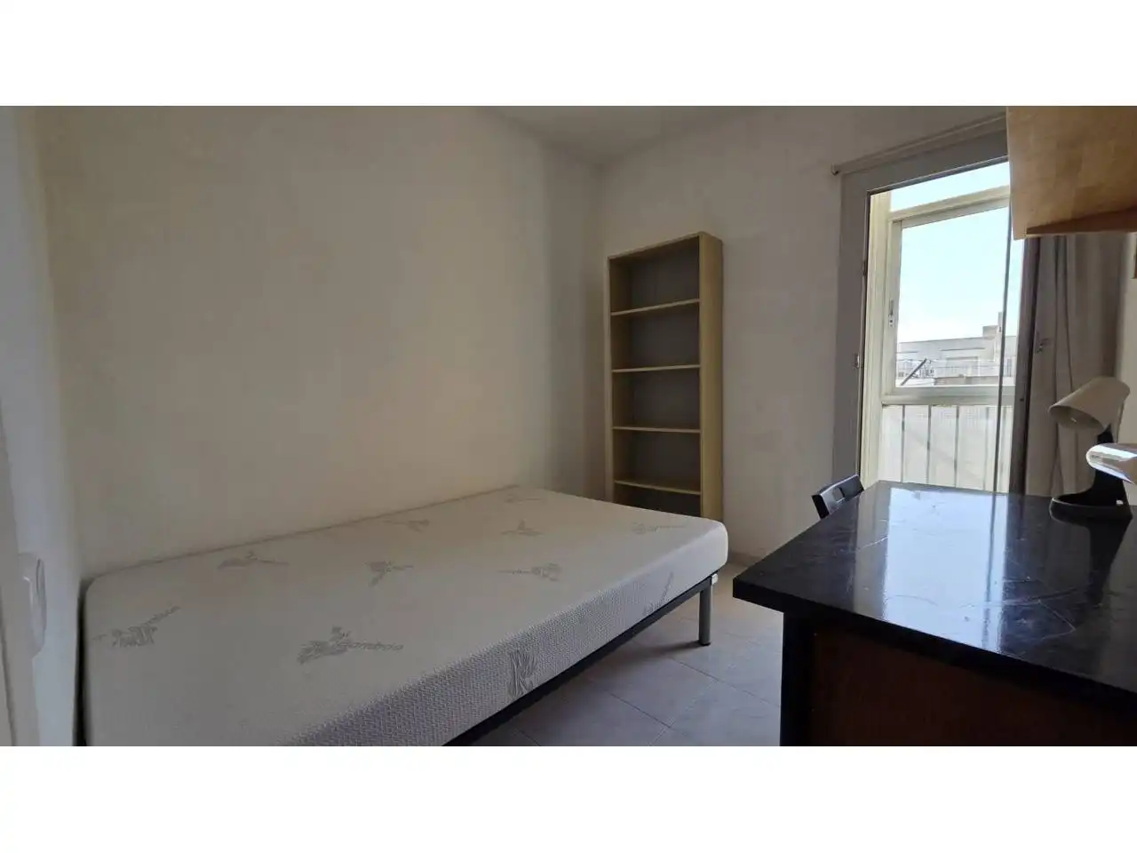 Habitación de Piso de alquiler en Barcelona con Amueblado y Balcón