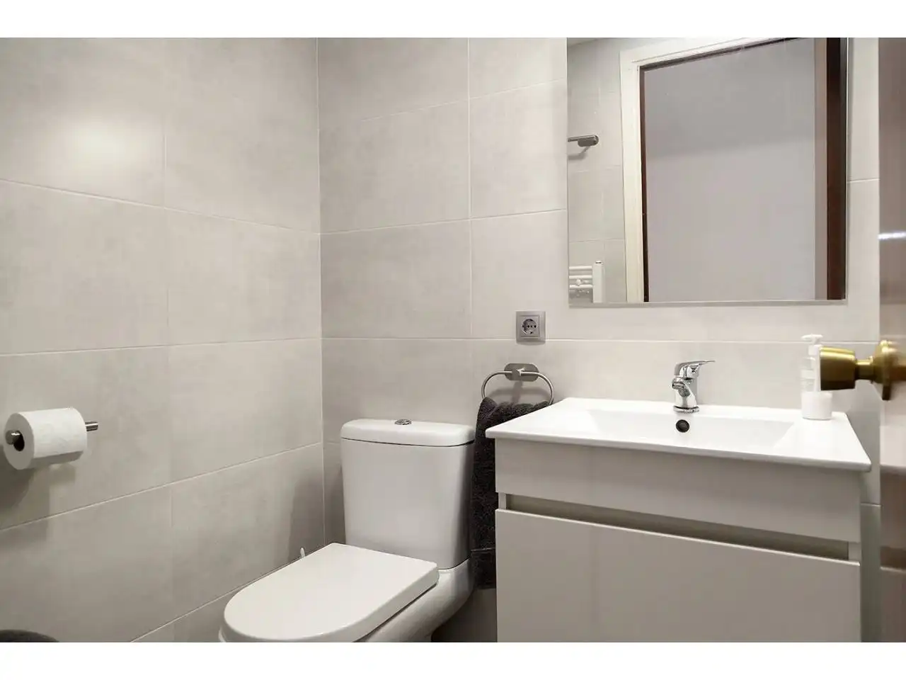 Baño de Piso en venta en Sant Joan Despí con Calefacción y Terraza