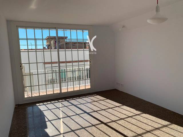 Piso en Venta en Marina en Centre - Nucli Antic