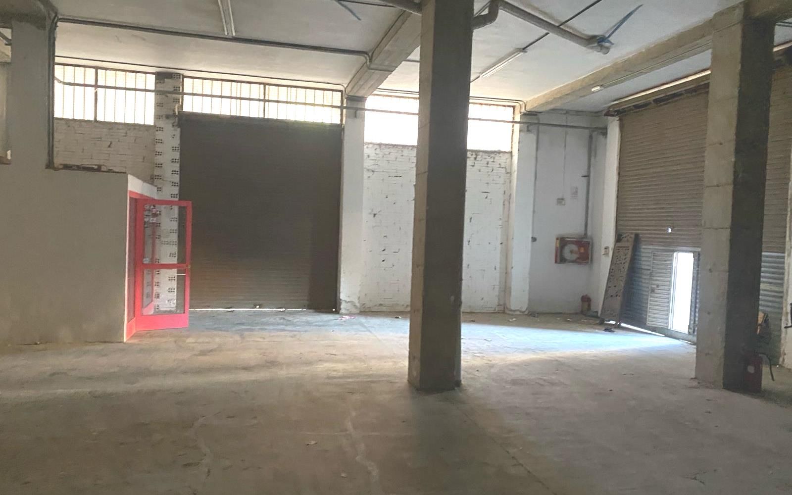 Nau industrial en venda en Sant Feliu de Llobregat