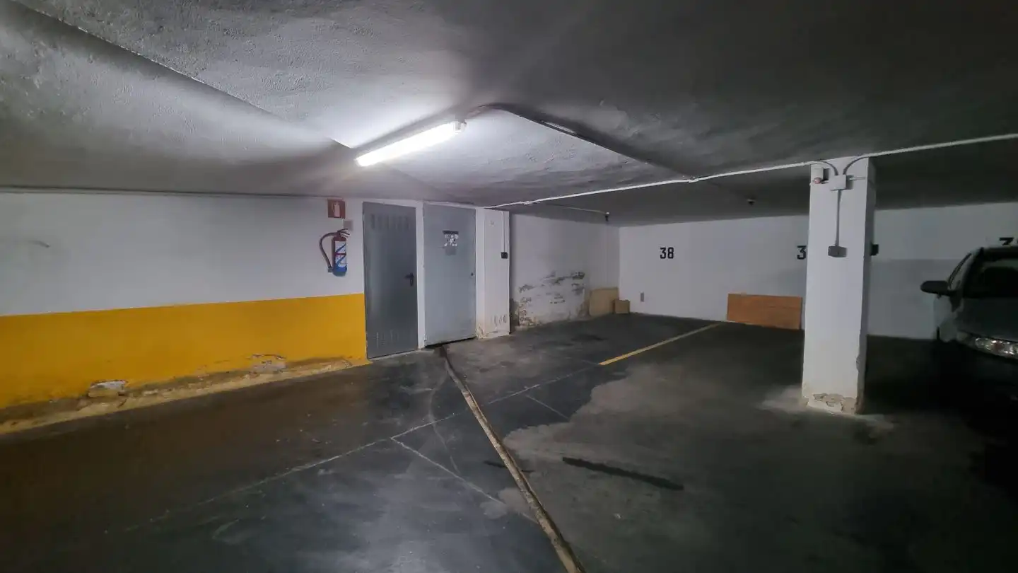 Garage zur Miete in Sànchez Toca Kalea, Área Romántica