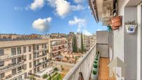 Vista exterior de Àtic en venda en Cerdanyola del Vallès amb Aire condicionat, Calefacció i Parquet