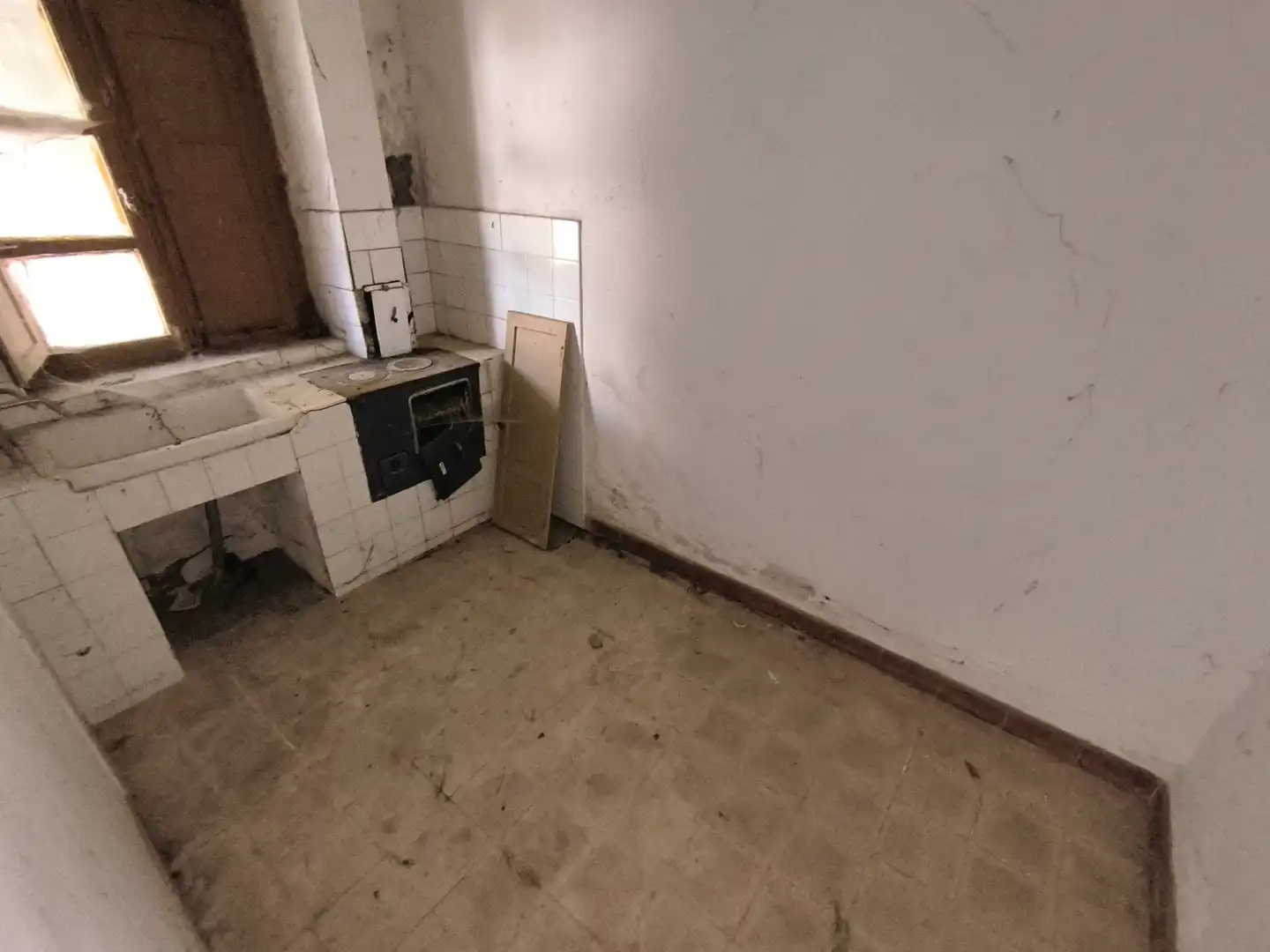 Cuina de Casa o xalet en venda en Meneses de Campos amb Jardí privat i Traster