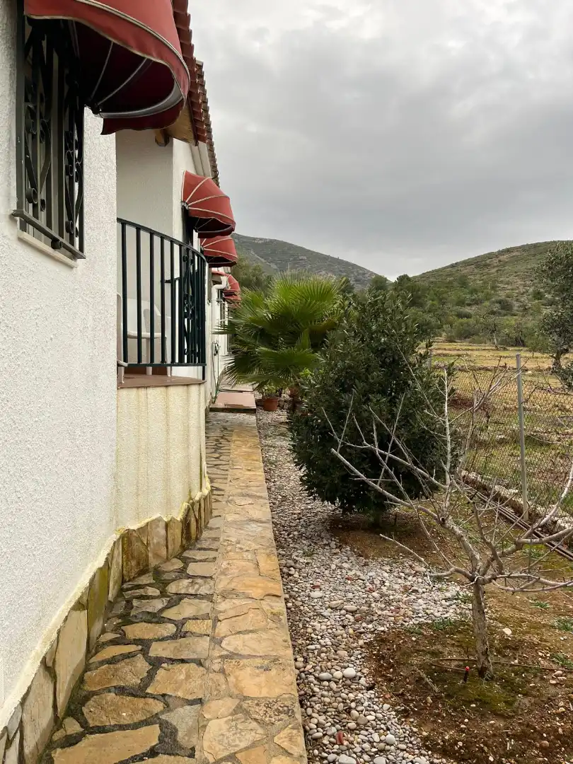 Vista exterior de Casa o chalet en venta en Peñíscola / Peníscola con Jardín privado, Terraza y Amueblado