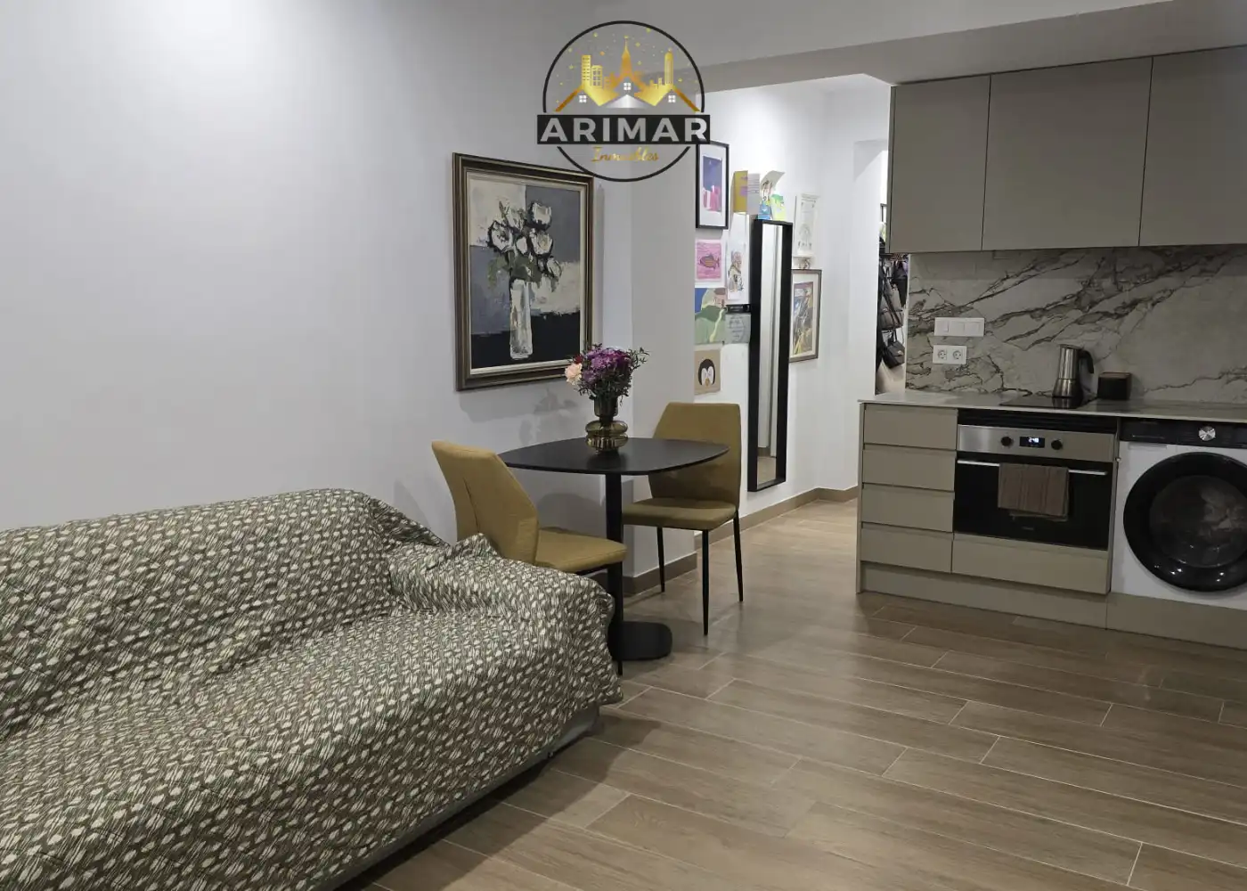 Wohnzimmer von Wohnung zum Verkauf in Castellón de la Plana / Castelló de la Plana mit Möbliert, Ofen und Waschmaschine