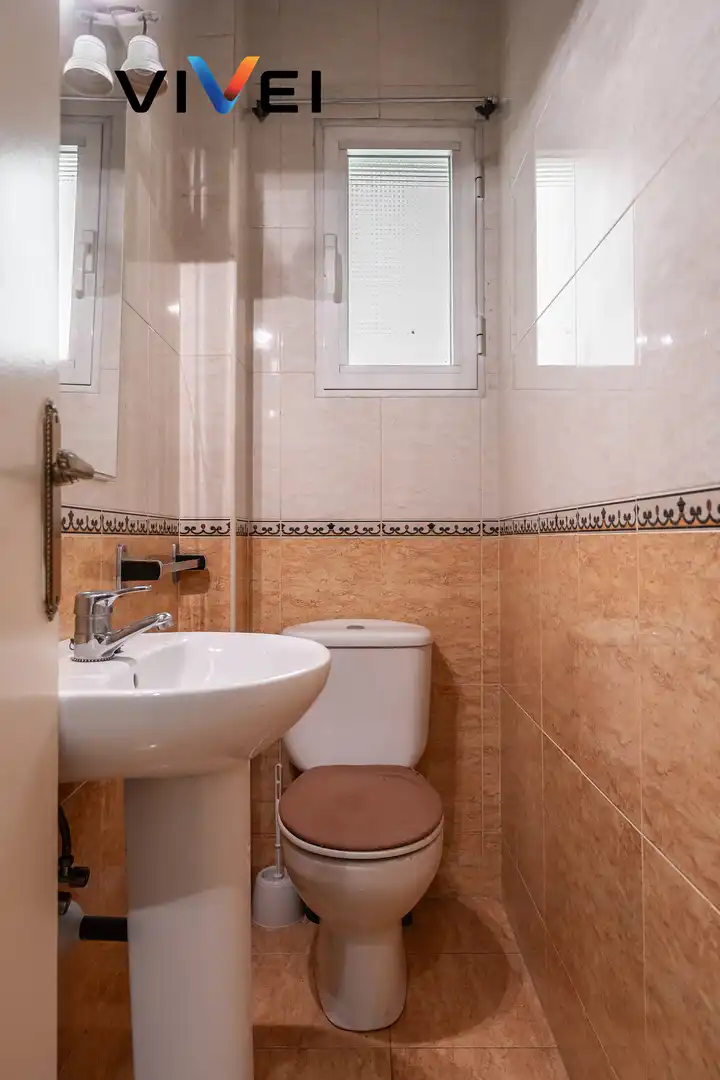 Bathroom of Flat for sale in Madrid  with Heating