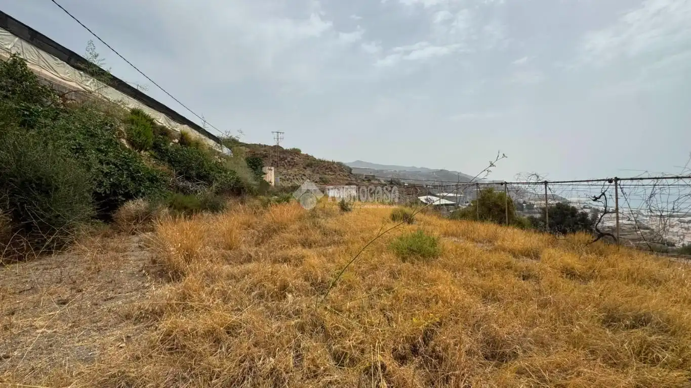 Terreno en venta en Albuñol