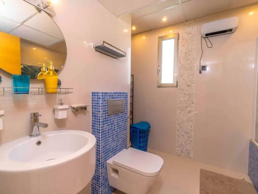 Bany de Casa o xalet de lloguer en Orihuela amb Piscina