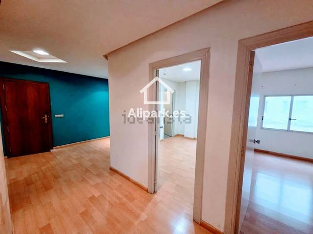 Oficina en Venta en Maisonnave en Ensanche - Diputación