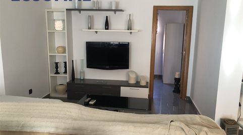 Foto 4 de Piso de alquiler en Avinguda de la Malva-rosa, La Malva-rosa, Valencia Capital