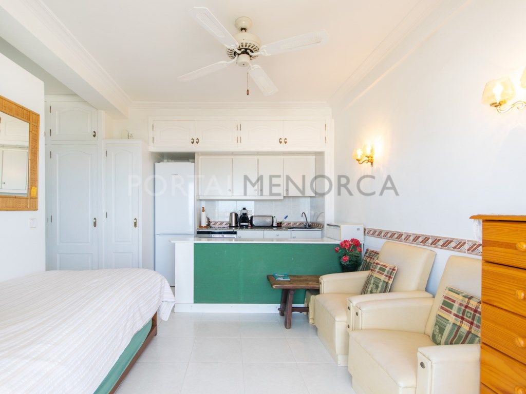 Dormitori de Apartament en venda en Es Migjorn Gran amb Aire condicionat, Terrassa i Piscina comunitària