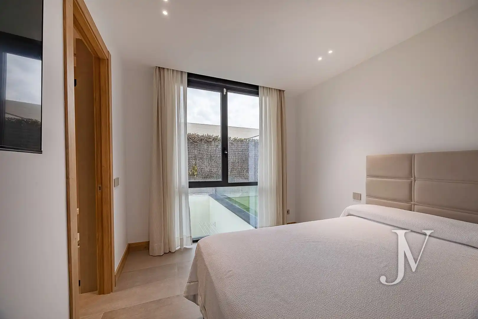 Habitación de Casa o chalet en venta en Boadilla del Monte con Aire acondicionado, Calefacción y Jardín privado