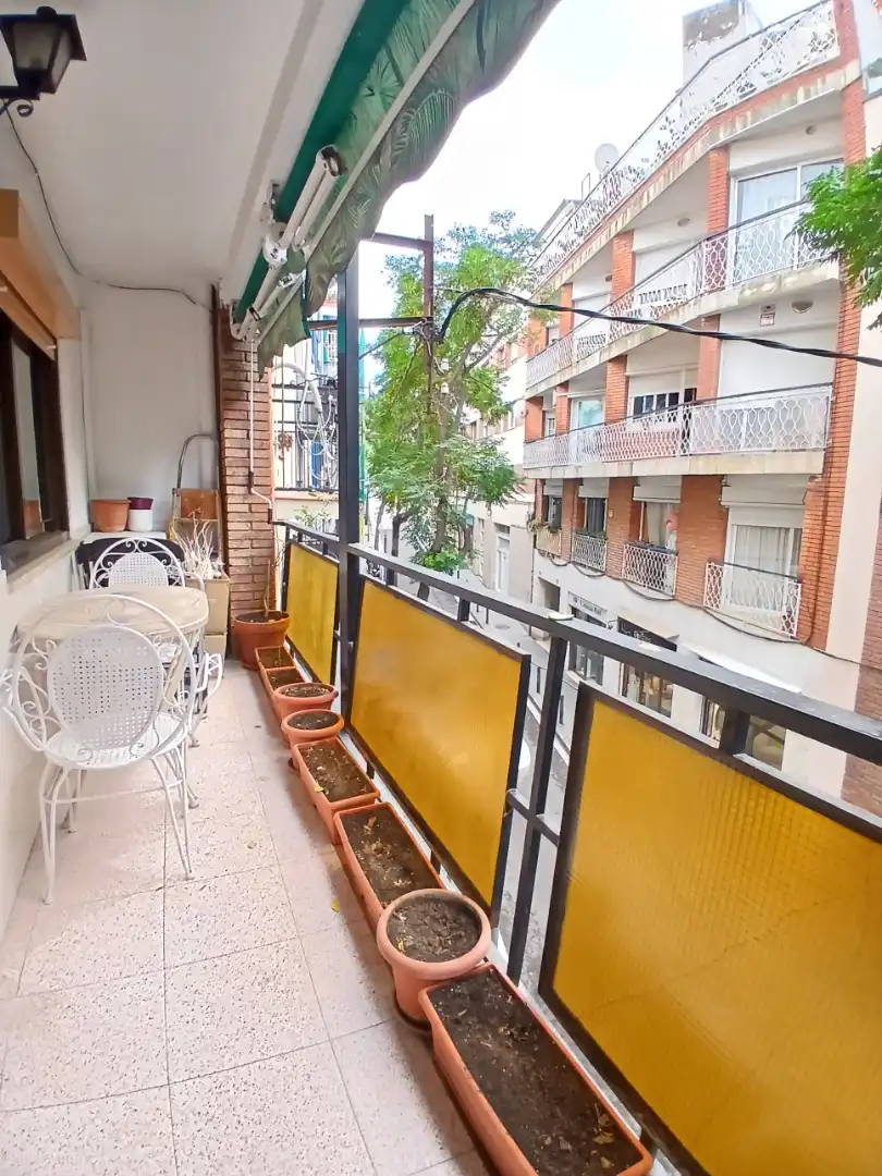 Appartement avec balcon à vendre à Horta - Guinardó