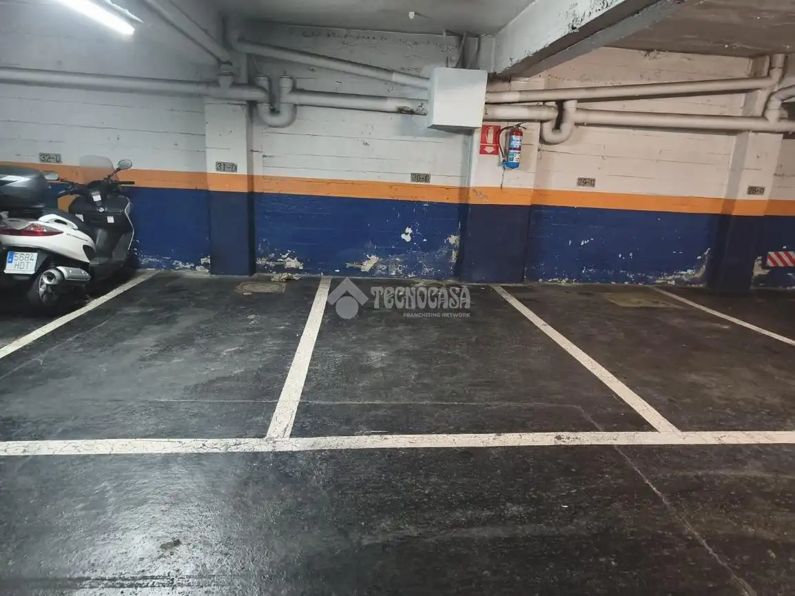 Aparcament de Garatge en venda en Bilbao 