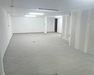 Box room to rent in  Madrid Capital