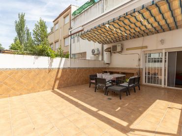 Terraced house for sale in Calle M.J.LARRA ACCESO I 8