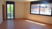 Living room of Flat for sale in Girona Capital  with Air Conditioner and Balcony