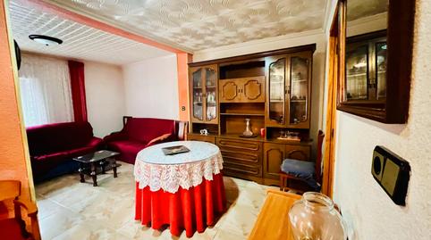 Foto 3 de Casa adosada en venta en Petrer, Alicante