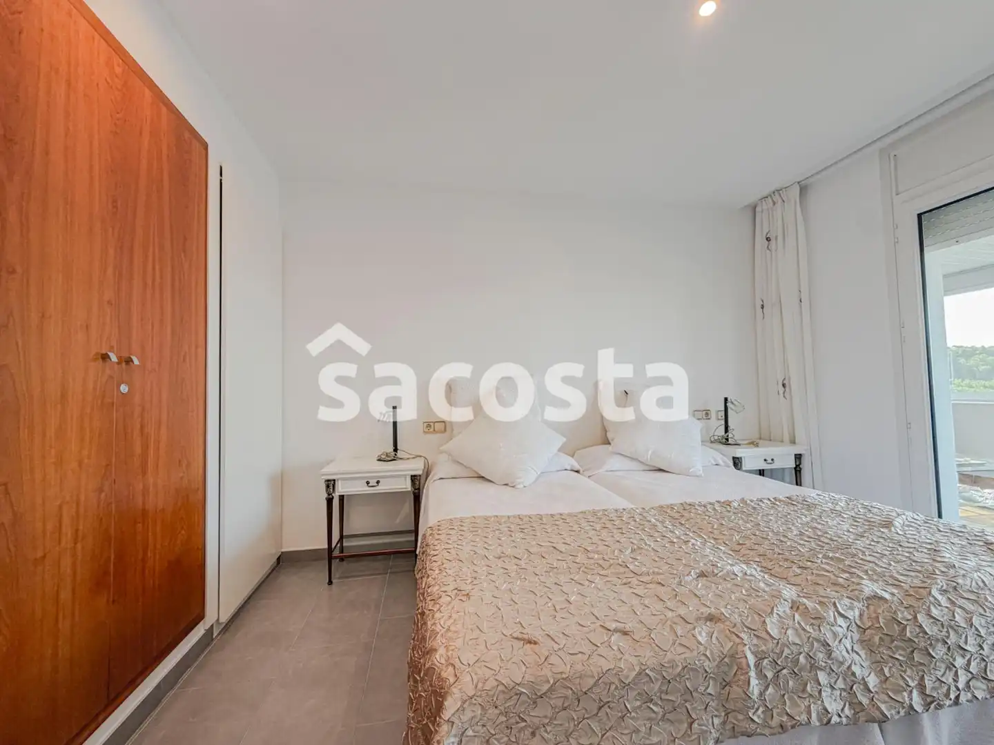 Schlafzimmer von Haus oder Chalet zum Verkauf in Lloret de Mar mit Klimaanlage, Heizung und Terrasse