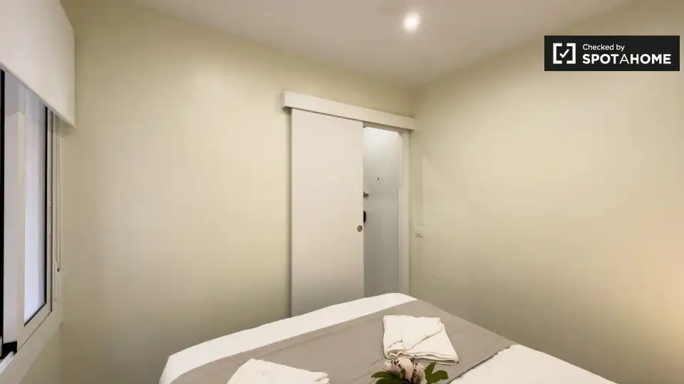 Habitación de Piso de alquiler en Barcelona con Aire acondicionado, Calefacción y Amueblado